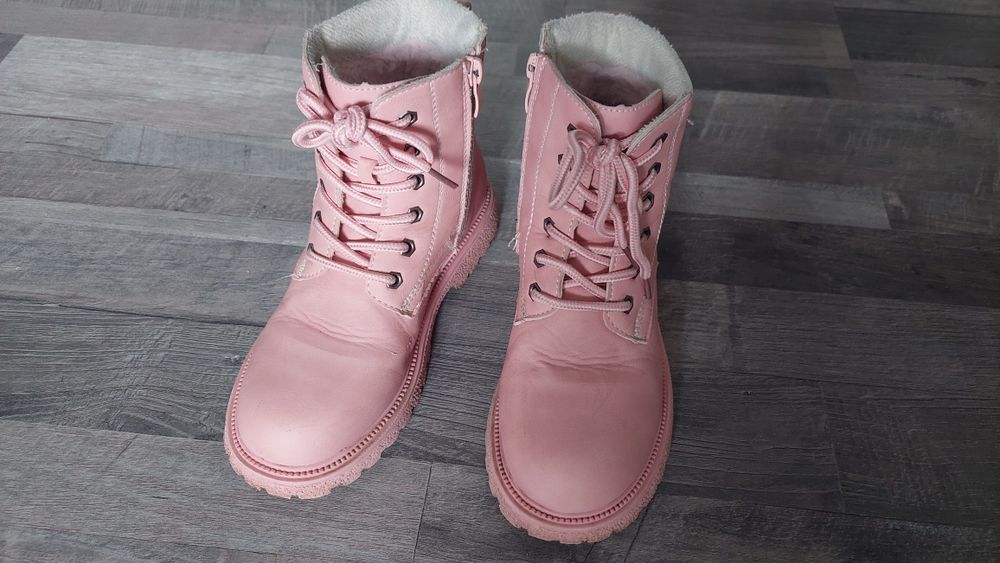 Buty botki zimowe jesienne trapery