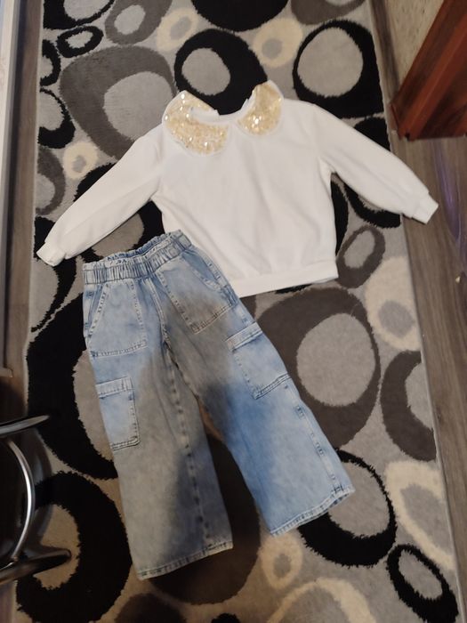 Костюм на дівчинку фірми h &m