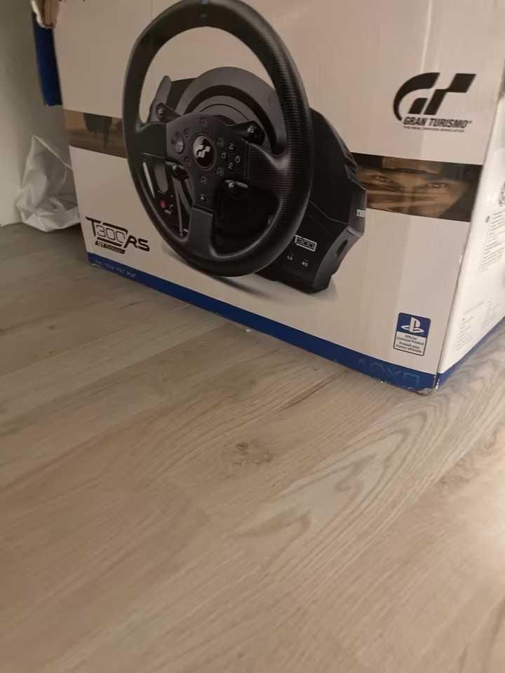 Thrustmaster t300 rs gt + shifter
