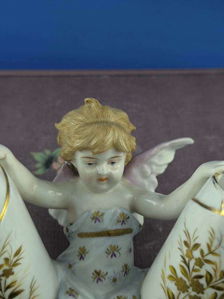 Wazon na ścianę z aniołkiem XIX/XXw. Kister Scheibe-Alsbach #porcelana