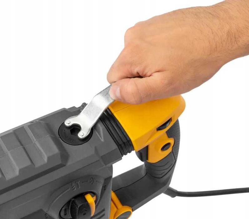 MŁOT UDAROWY Młotowiertarka Udar SDS 2600W Walizka Wiertło (OKAZJA)