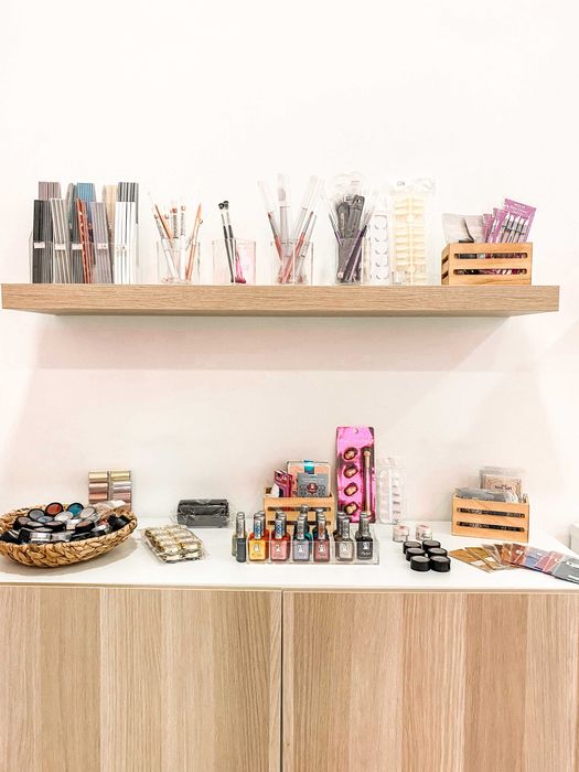 Recheio de Loja - Produtos para Técnicas de Unhas Artificiais