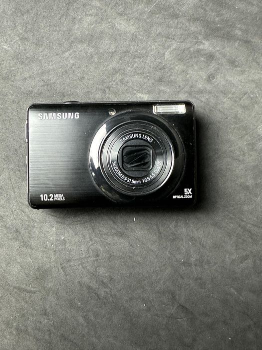 Цифровий фотоапарат Samsung PL-60