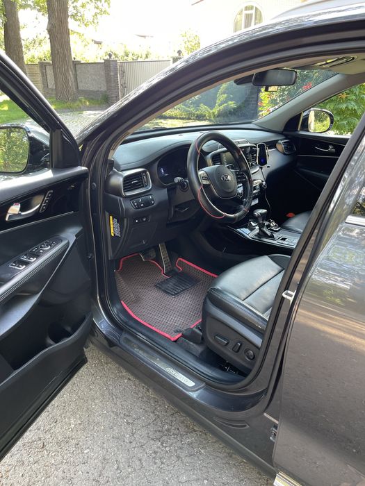 Продам Kia Sorento