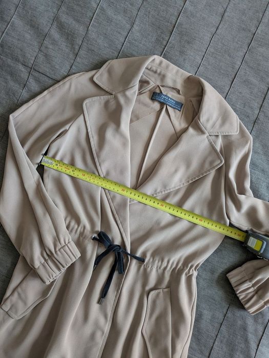 Легкий тренч від Zara, XS