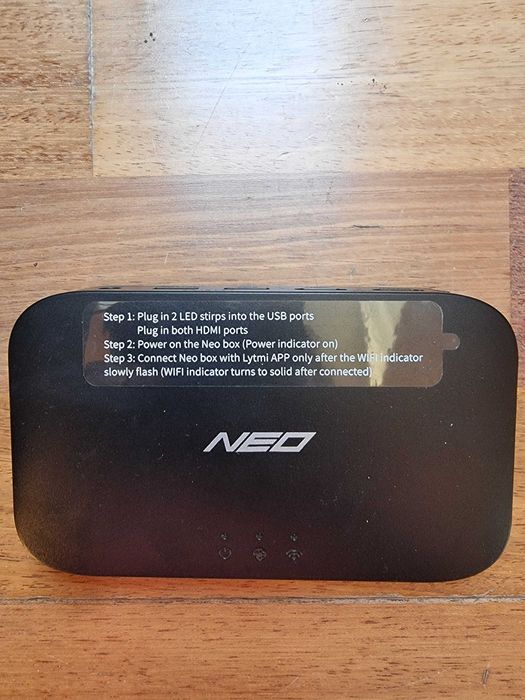 TV ramię Suboofer Boston AWS250 i Arcam Solo Bar Plus