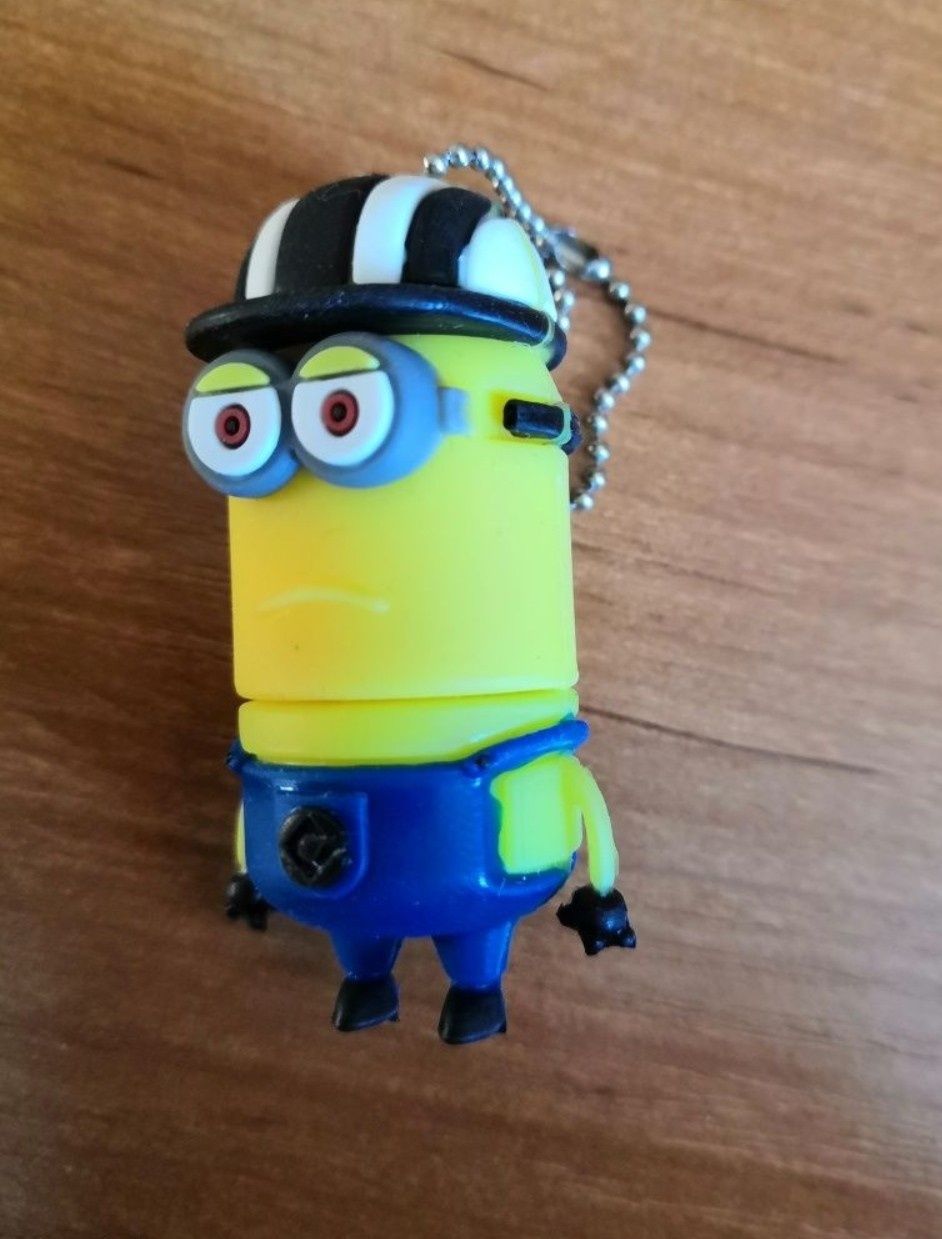 Pendrive Minionek