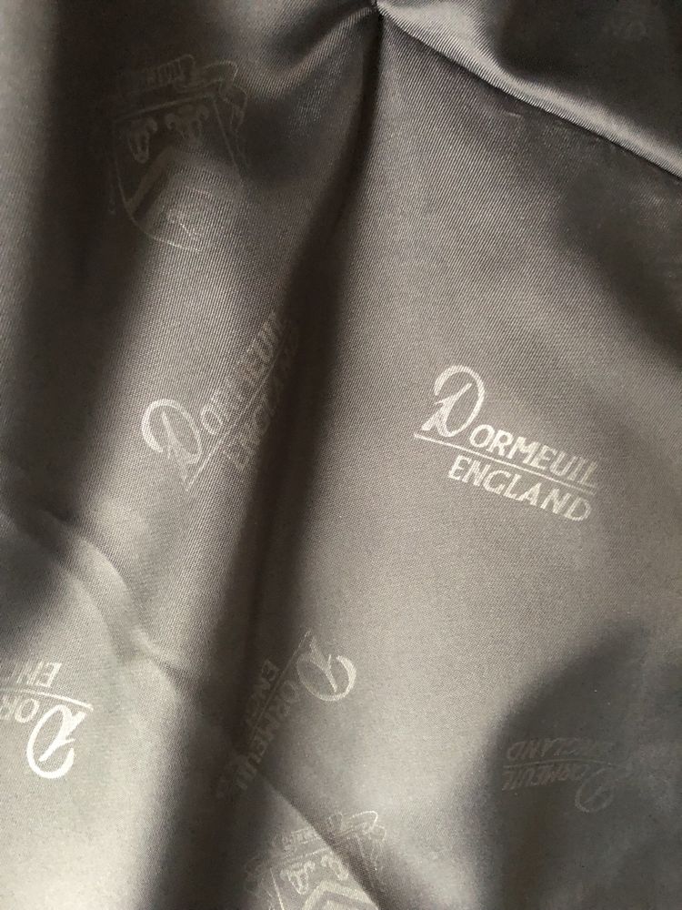 Obniżka ceny! Garnitur męski renomowanej firmy Dormeuil England