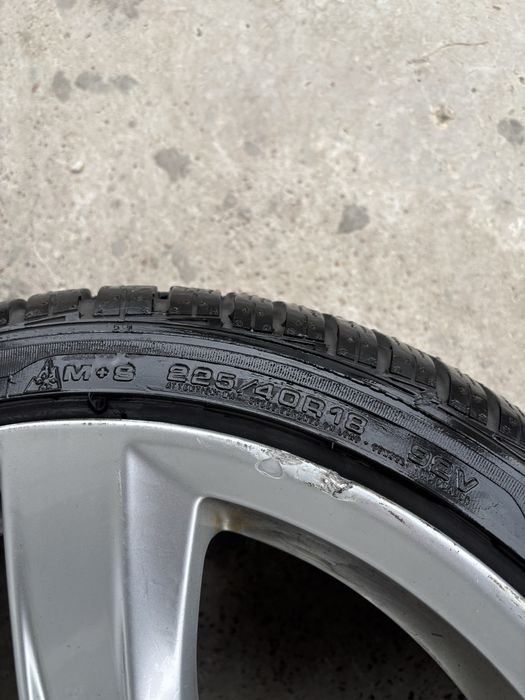 Гума Goodyear ultragrip perfomance 225/40/18 зимові, 5mm