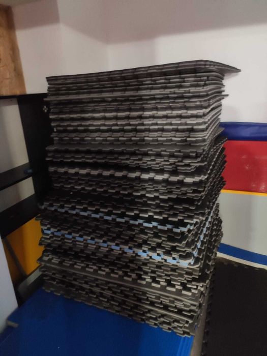 MATA do ćwiczeń piankowa duże grube puzzle 2,5 i 4 cm - 50 zł sztuka