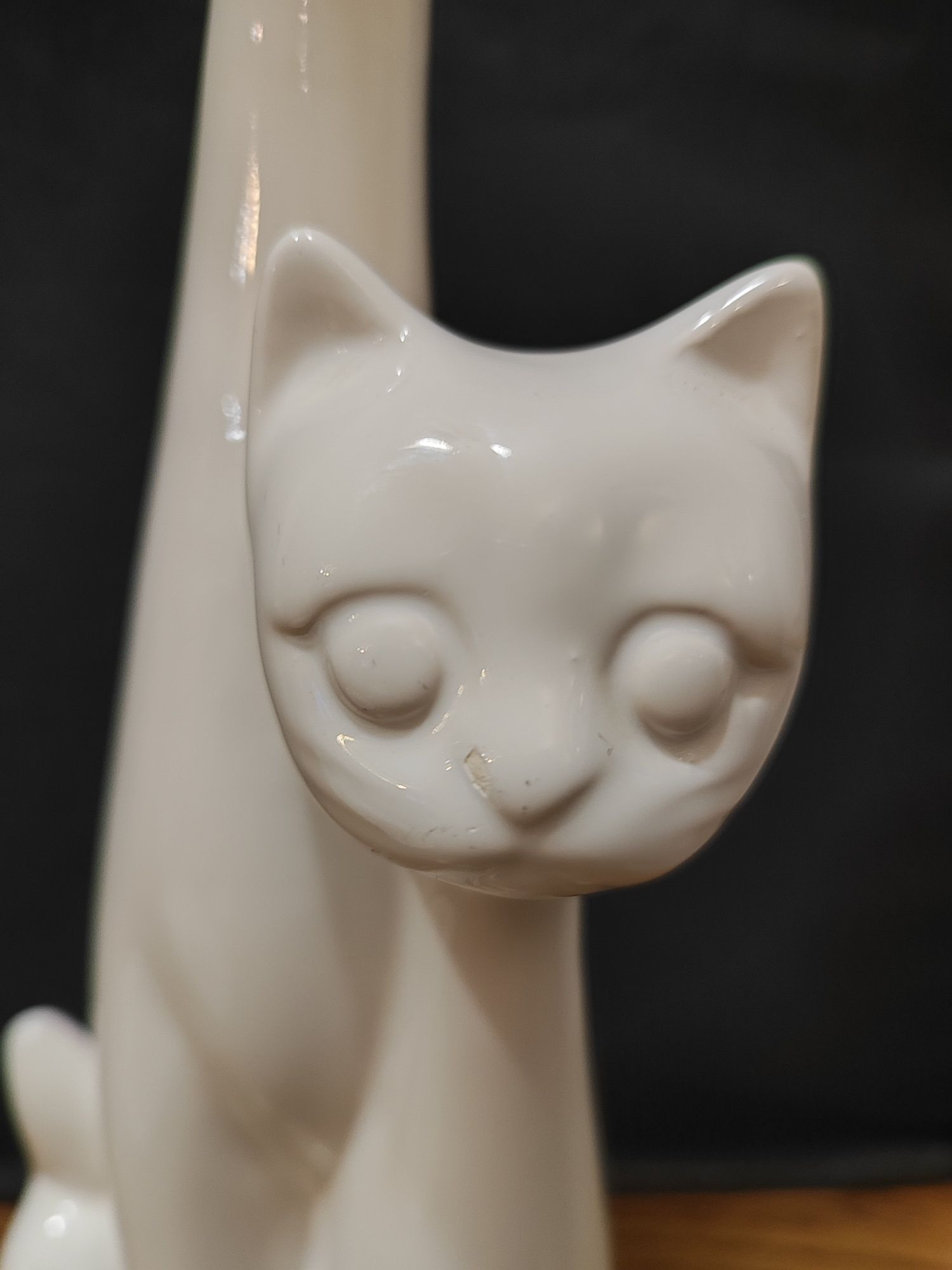 Duża figurka kot koty białe ceramika wysokie kotki