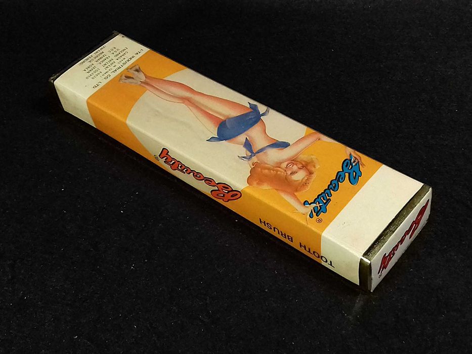 Escova de dentes "vintage": Tooth Brush "Beauty 55"