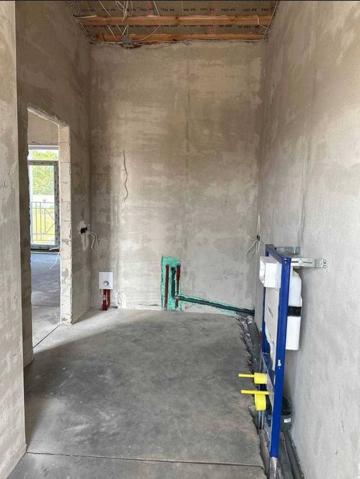 Кутовий таунхаус 82кв з вн. наповненням, теплою підлогою, є газ!