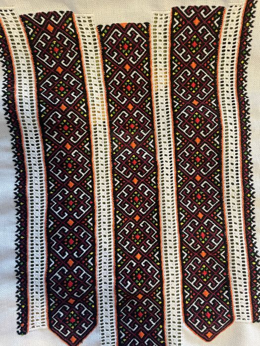 Вишиванка жіноча