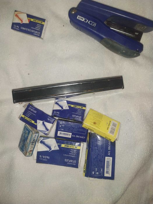 Стэплер консылярский и скобы книму