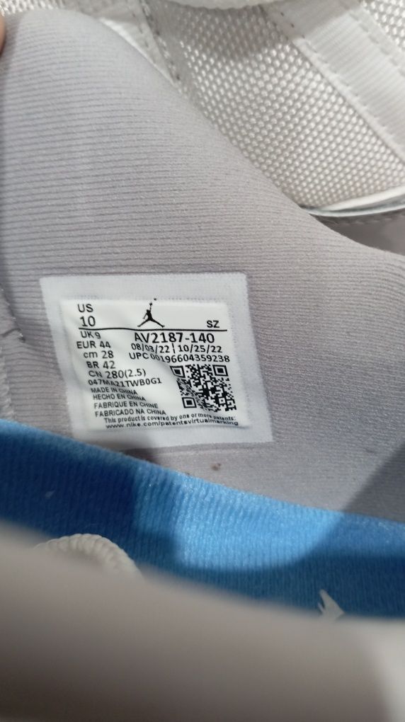Jordans 11 retro low