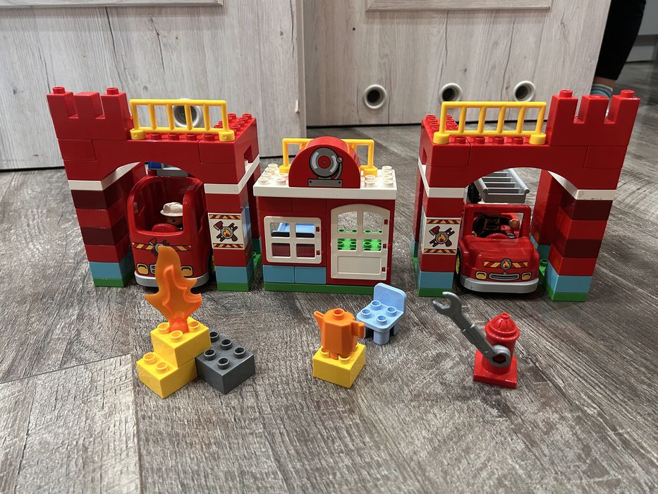 Straz pozarna Lego Duplo kwatera glowna