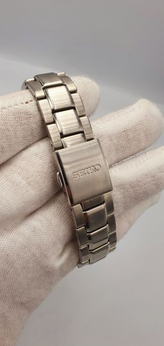 Seiko GMT Kinetic World Time - świetny Japończyk na bransolecie.