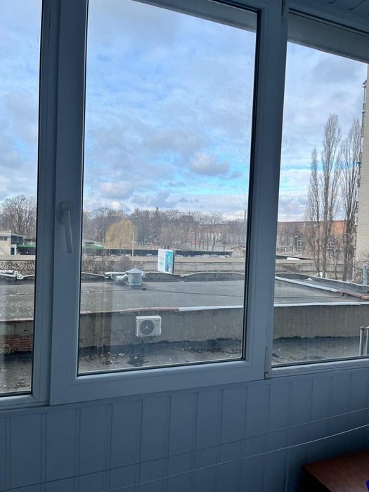 Оренда 2-х кім. Квартири в центрі з меблями. З технікою .2/5 кир.