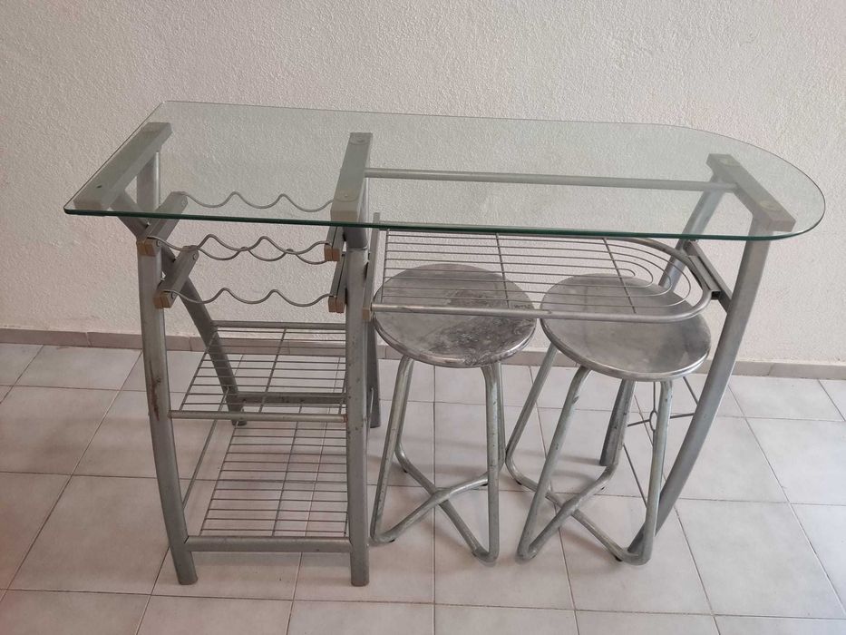 Dining Table and Two High Bar Stools64297750764673121