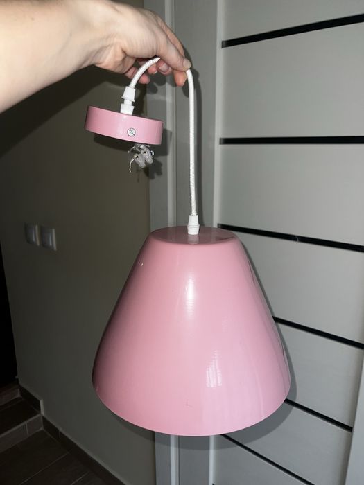 Підвісна люстра в дитячу кімнату