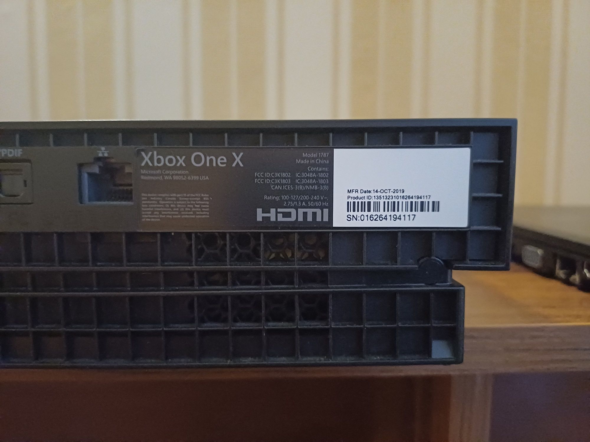 Ігрова консоль Xbox one X