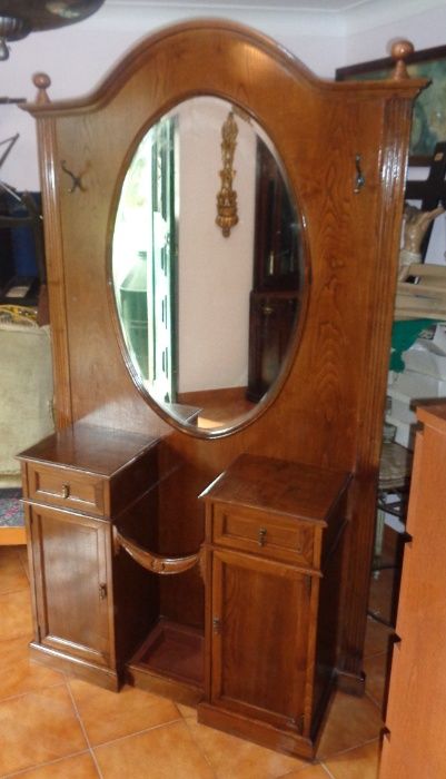 Bengaleiro com cabides madeira maciça