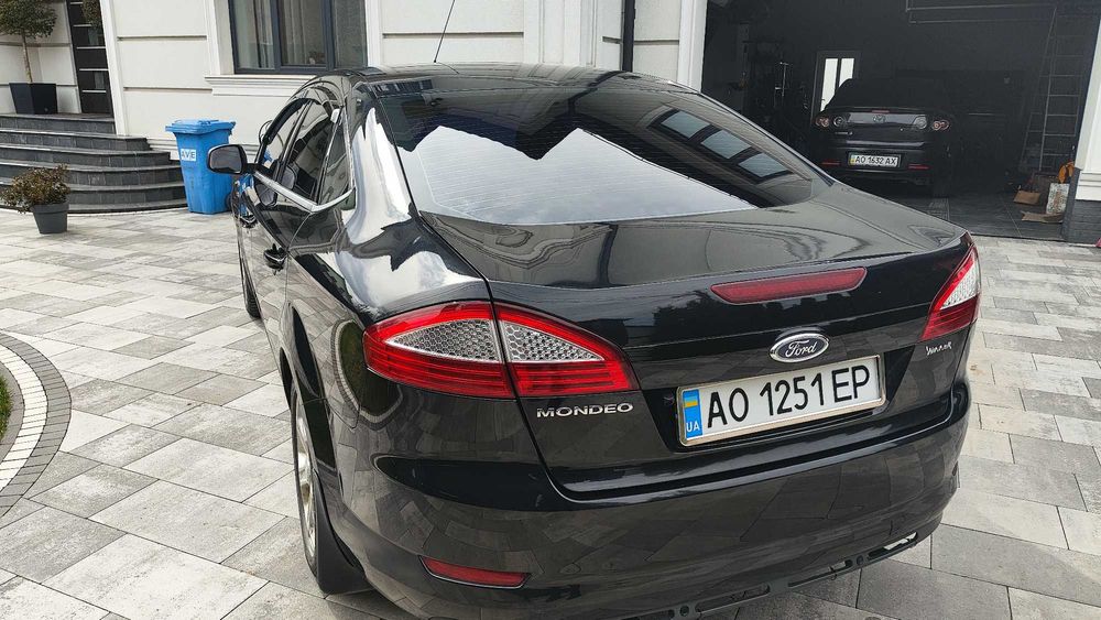 Ford Mondeo 2.3 (автомат)