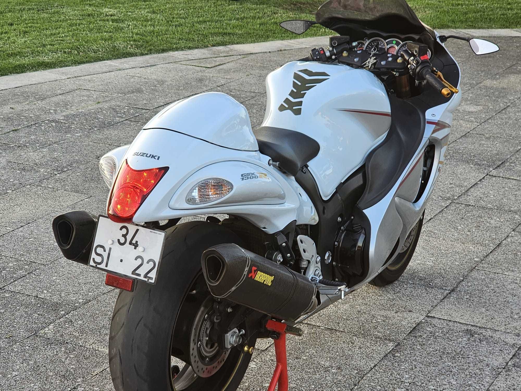 Suzuki Hayabusa como nova