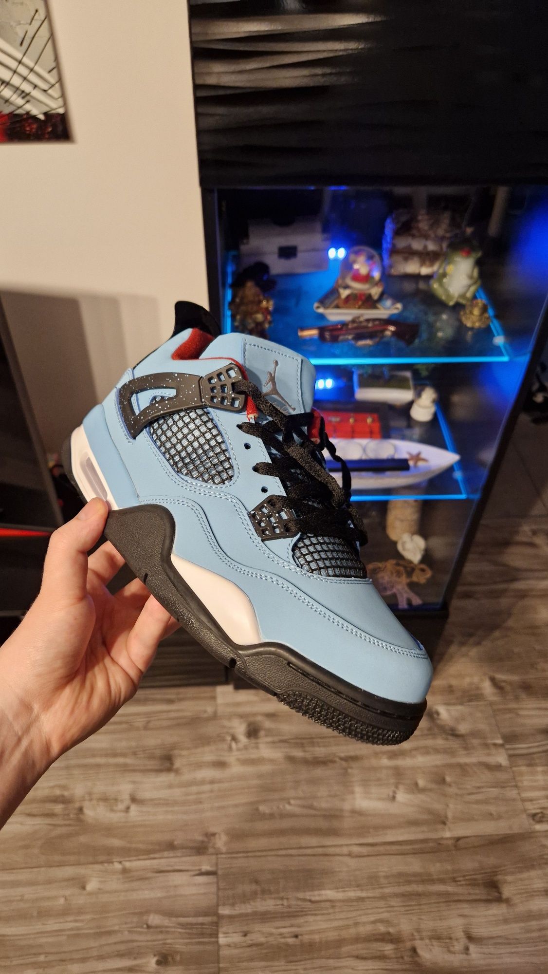 Nike Air Jordan 4 Retro Travis Scott Cactus Jack