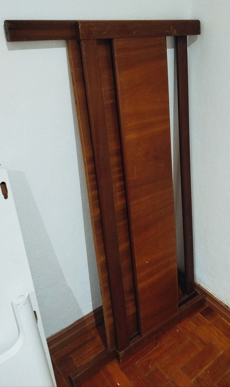 Cama sem estrado