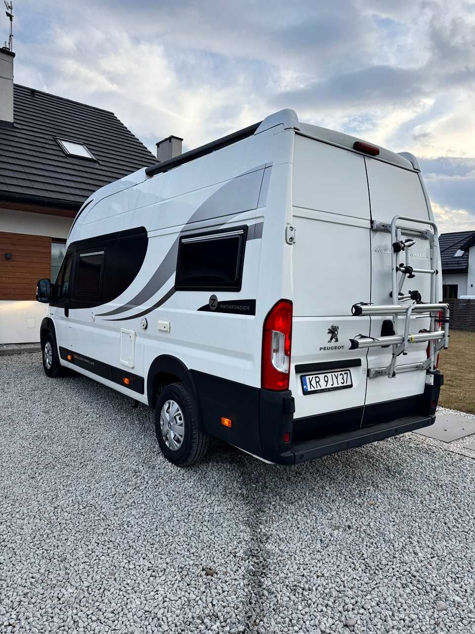 Wynajem Campervan Globe Traveller 4 osobowy