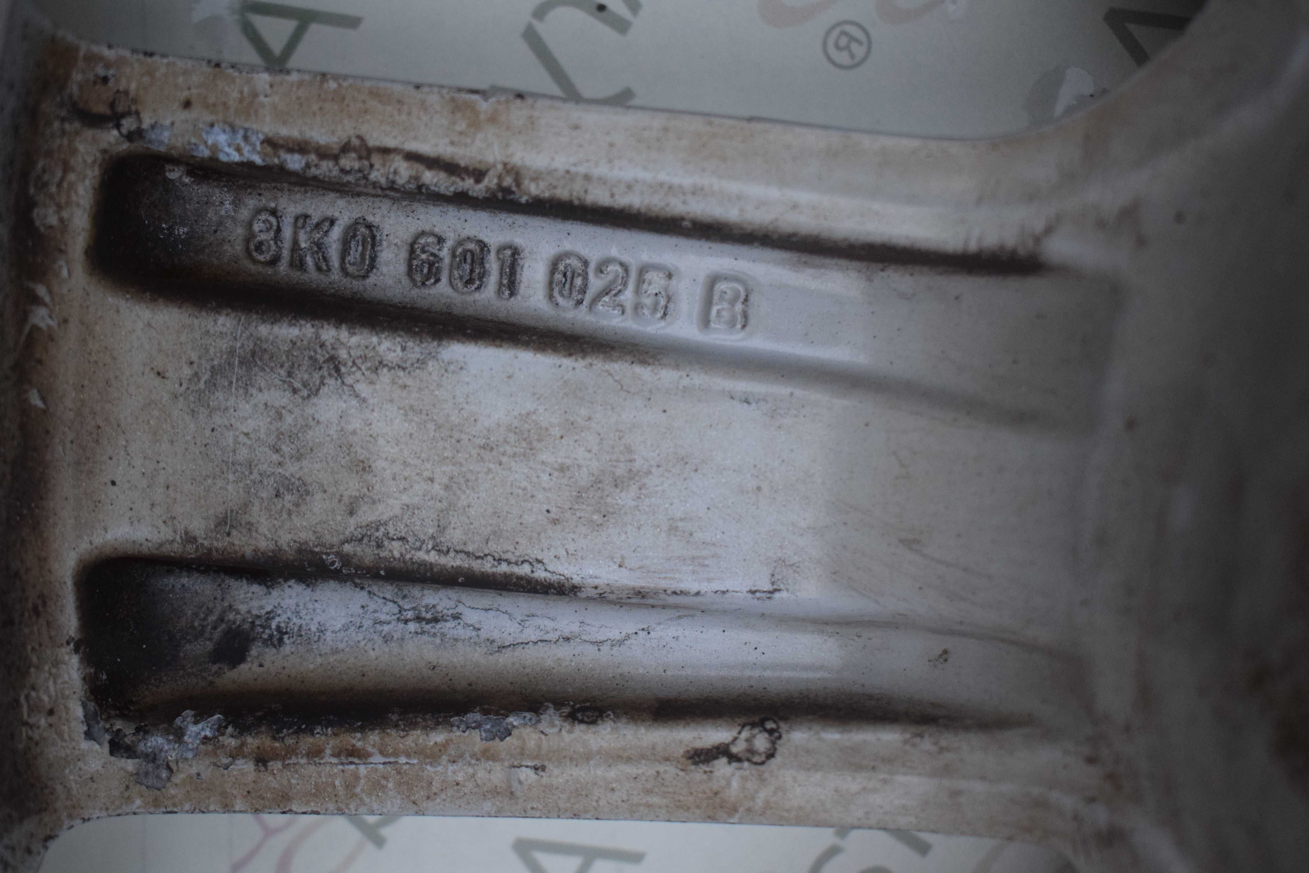 felga aluminiowa AUDI A4 B8 A5 8T. 7.5J 17'' ET45. 8K0.601025B
