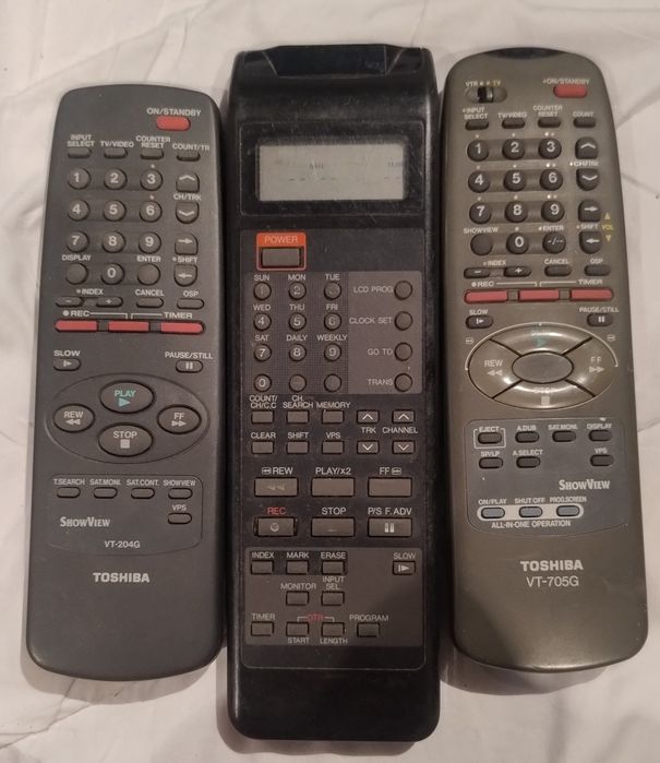 Piloty do telewizora magnetowidu Toshiba