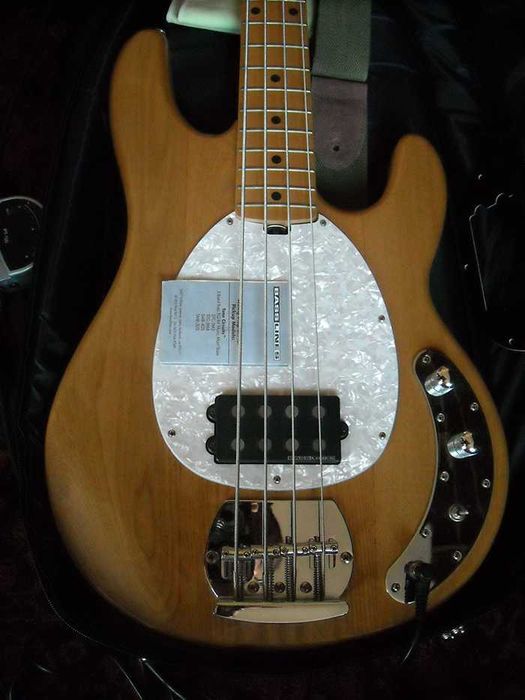 Guitarra Baixo Eléctrica - OLP, MM2 (capt. activos, config. prof.)