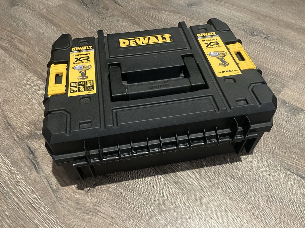 Кейс dewalt от гайковерта