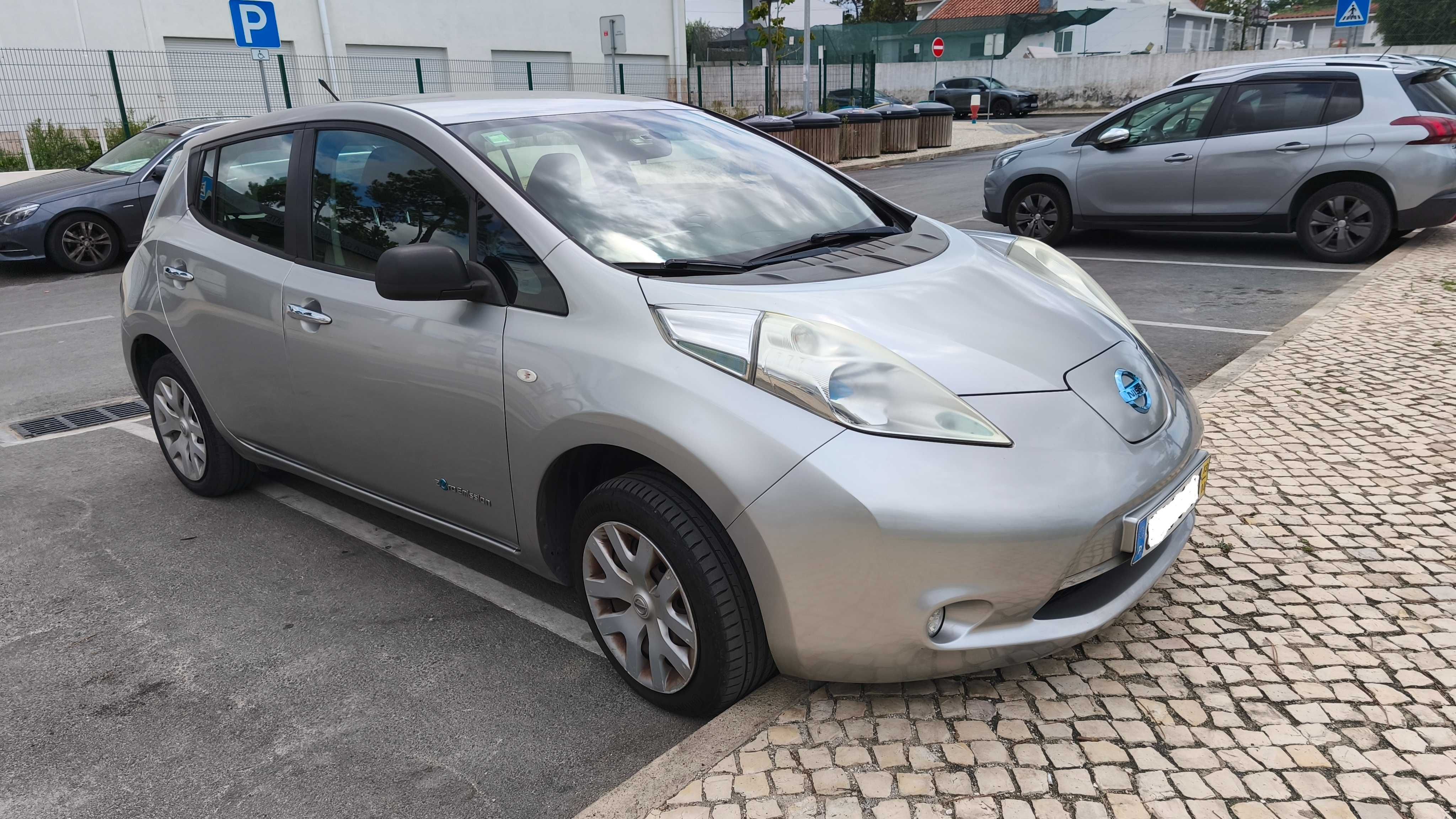 NISSAN LEAF - Impecável - Muito Estimado