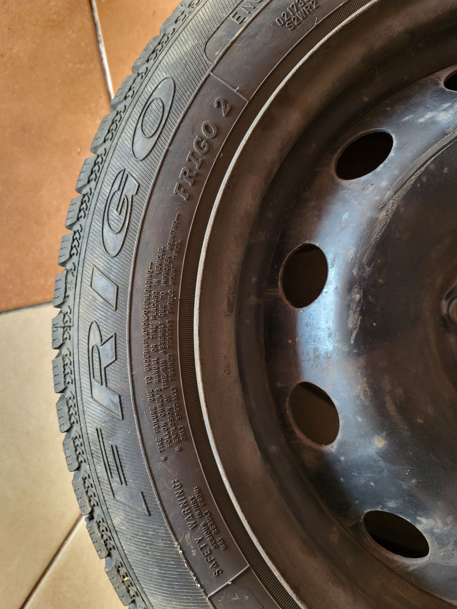 4x opony koła  Dębica frigo 2 zimowe 175/65 r 15 z felgami