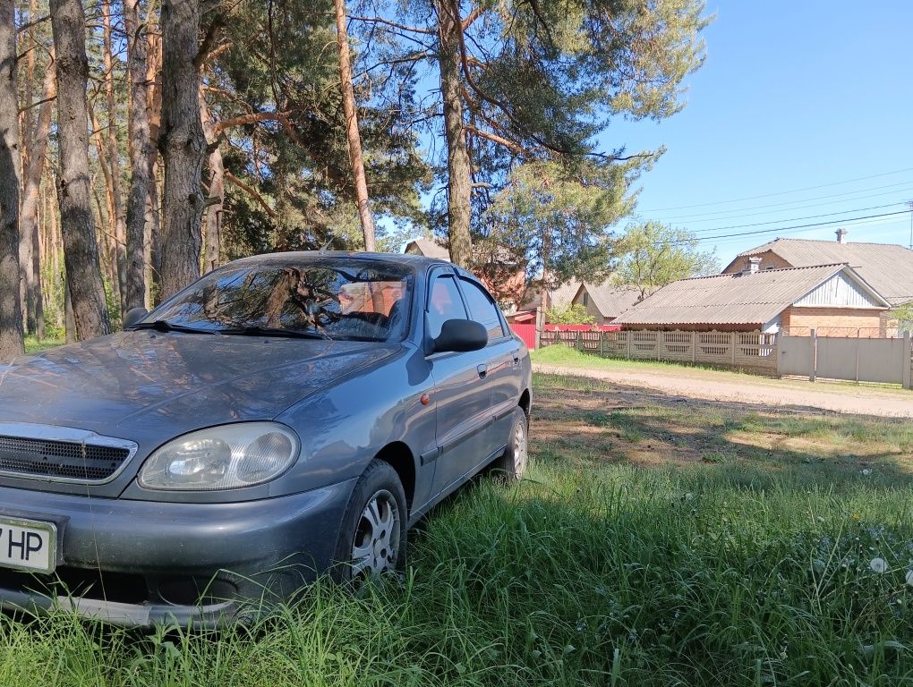 Продам Ланос 2009 р 1.6 газ бензин в гарному стані по тп.