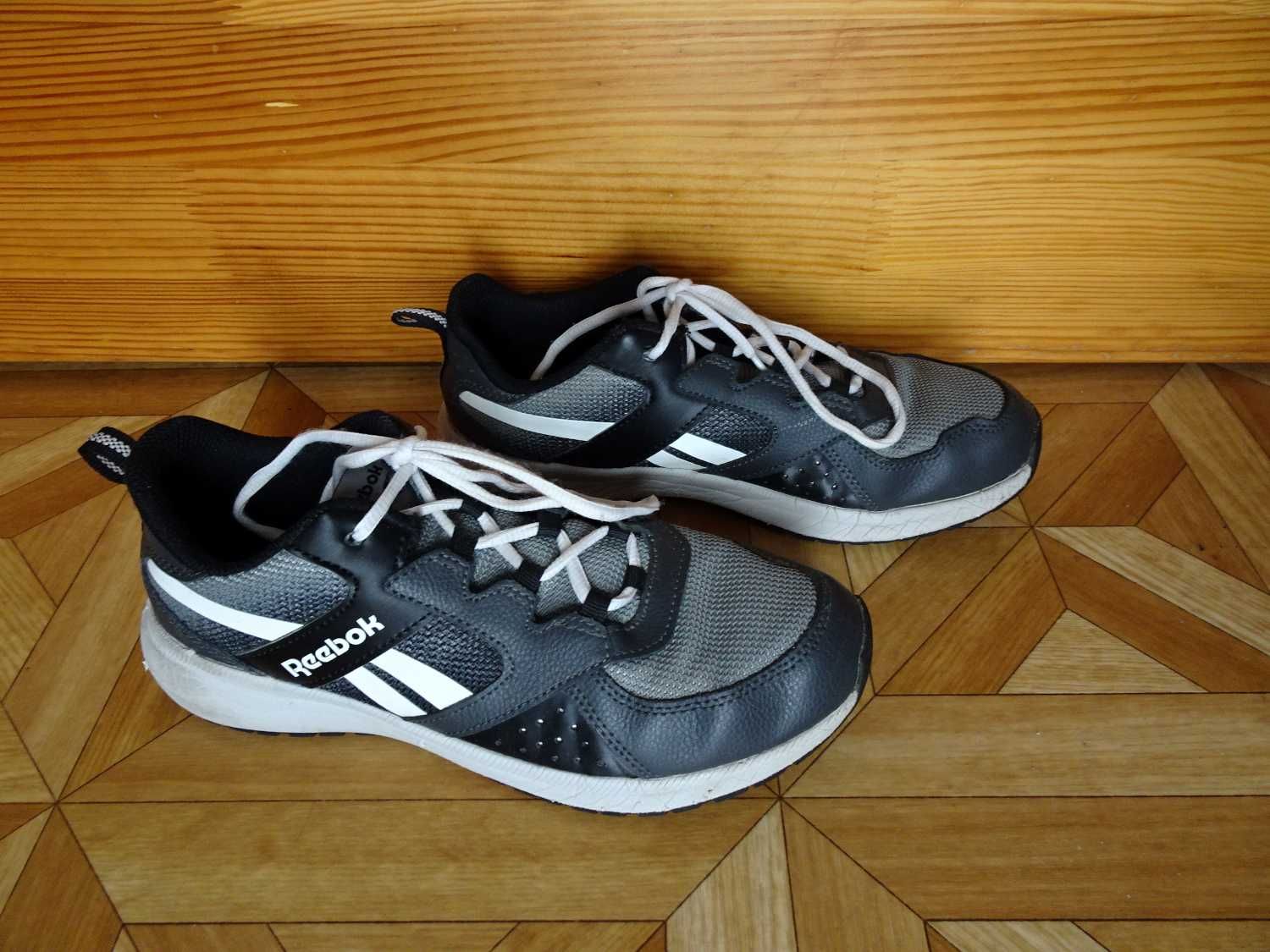 Buty Reebok Road Supreme 2.0 G57453 r. 38