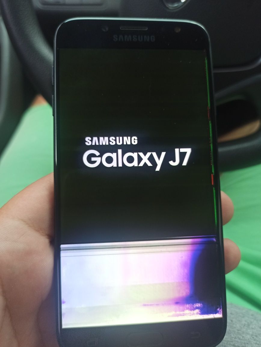 Продам Samsung  банально упал и потекла матрица так вопросов не было о