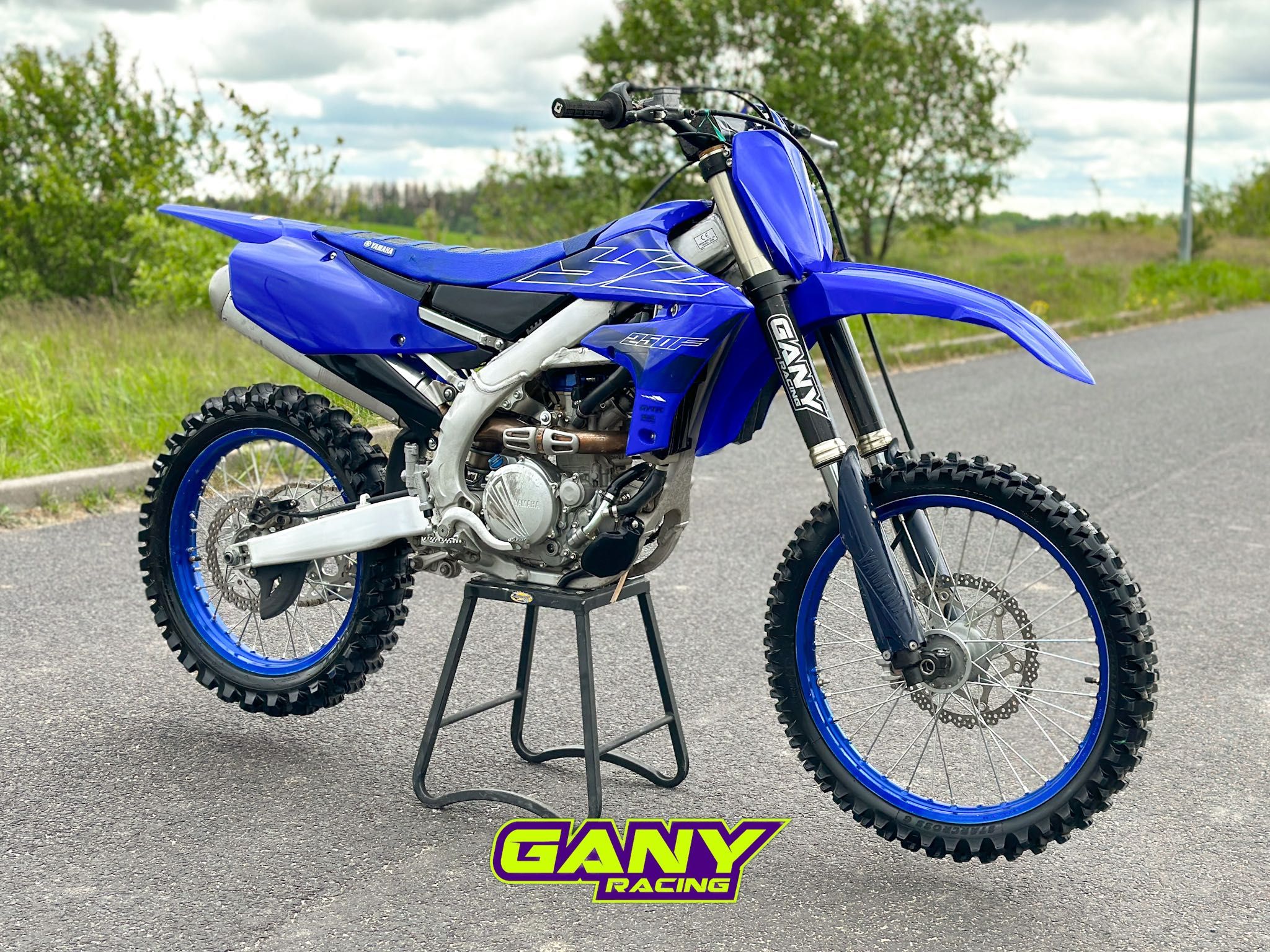 Yamaha YZF 250 cc 2022 - 60mh - WiFi - original