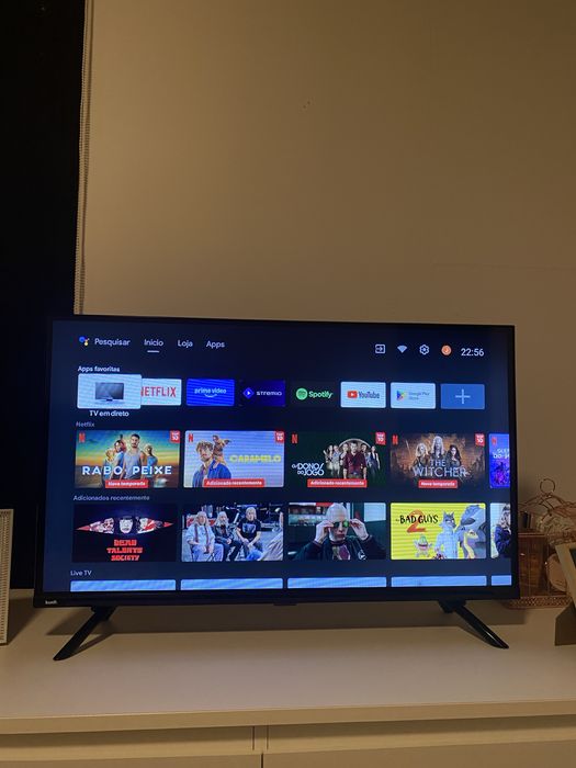 Smart TV Kunf – 32” | Excelente Estado