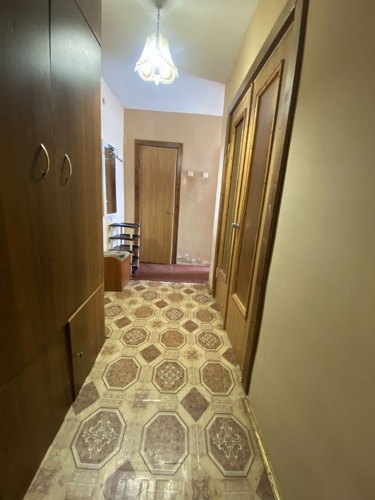 Оренда 2 кімнатної квартири, вул. Коновальця