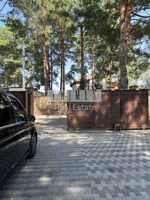Продажа дома у реки Плюты