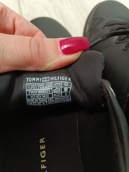 Sprzedam buty damskie Tommy Hilfiger