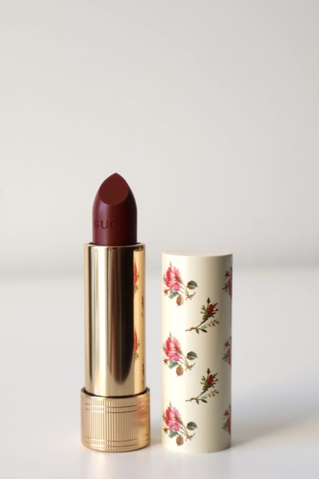 Batom Gucci Beauty 203 Mildred Rosewood (NOVO)