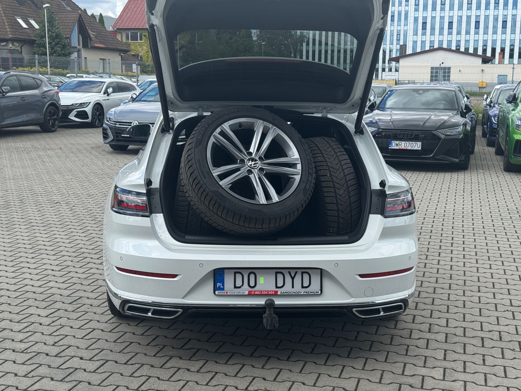 Volkswagen Arteon R-Line harman masaż webasto IQ LIGHT PANORAMA hak FV23% gw. do 06.2028