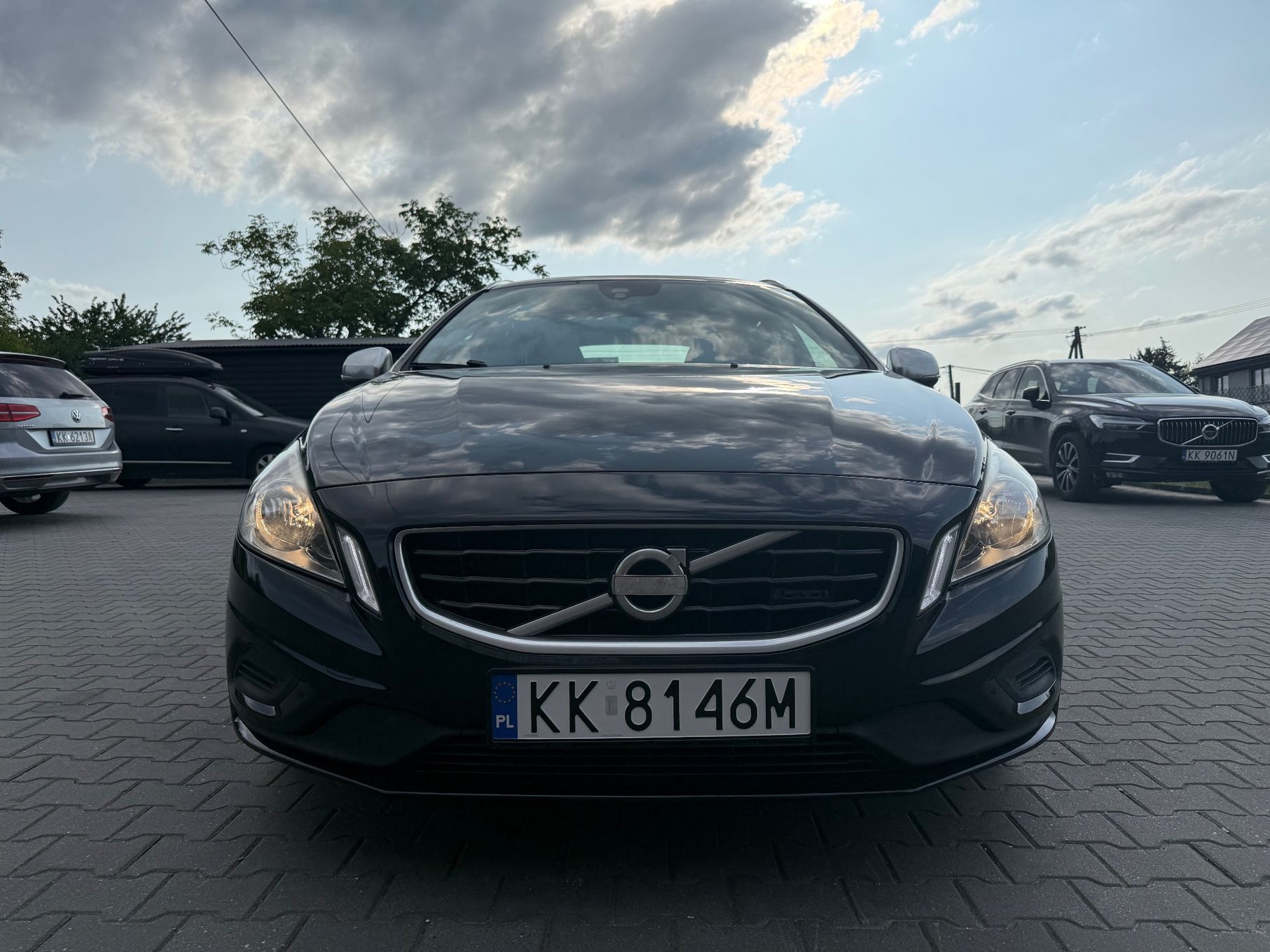 Volvo V60 *Volvo V60*T3 R-Design*