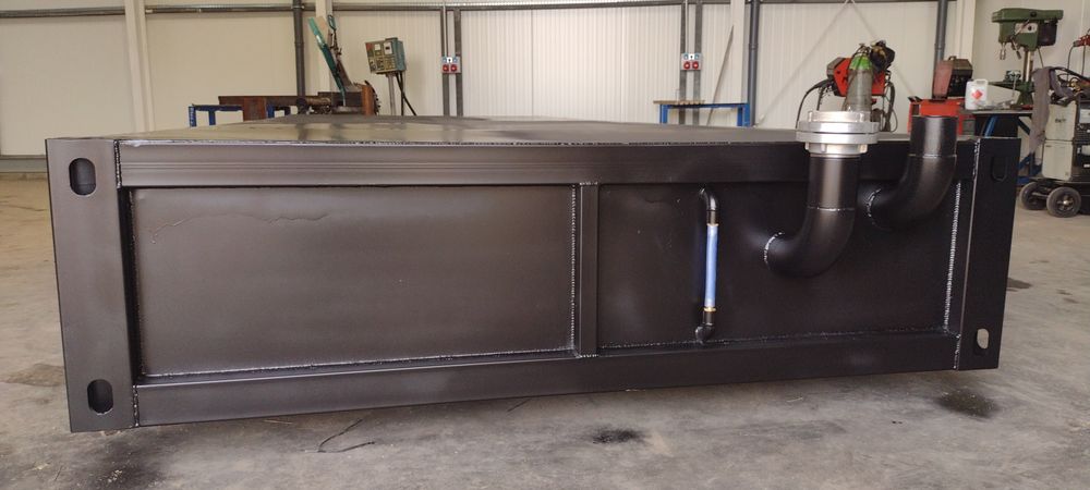 Szambo metalowe Fekalia zbiornik kontener olej